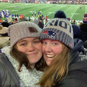 Meet your Posher, Chloe